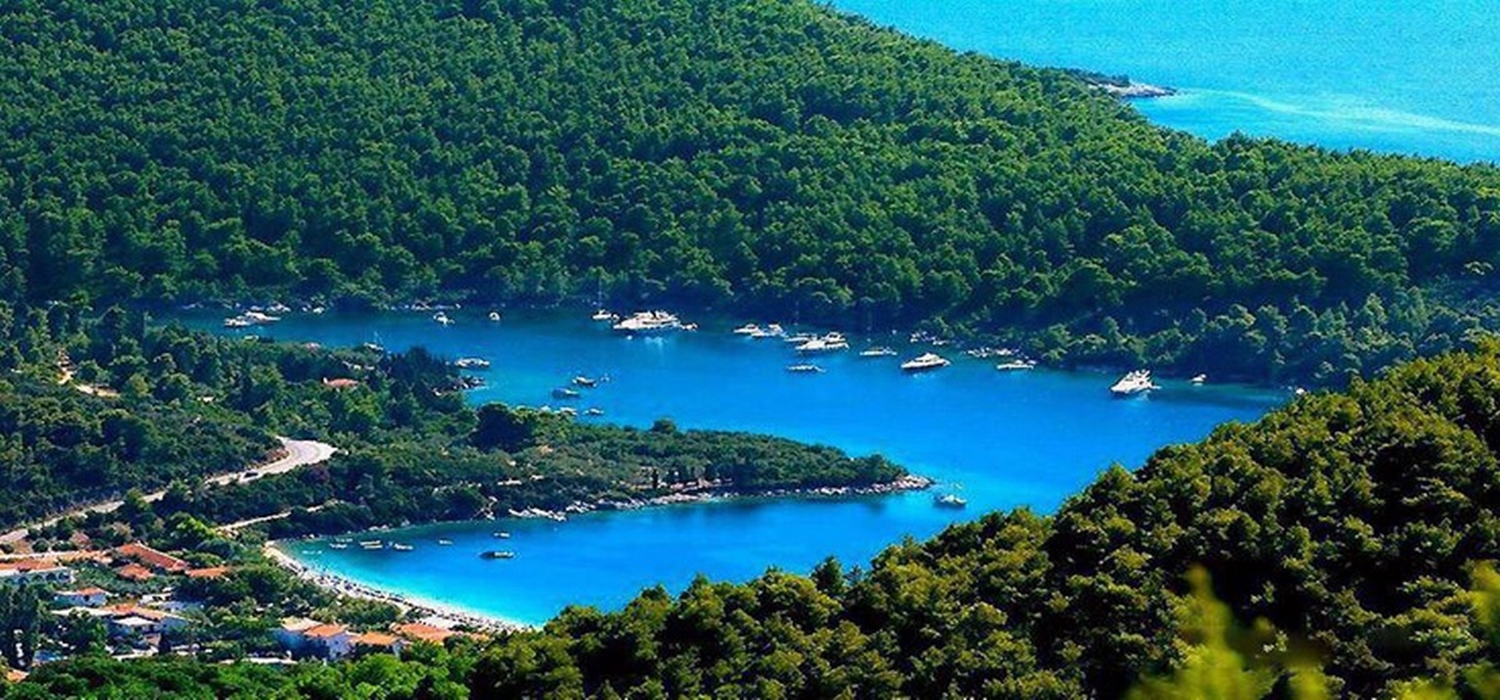 Σποράδες Νησιά
www.sokratisrealestate.com.gr